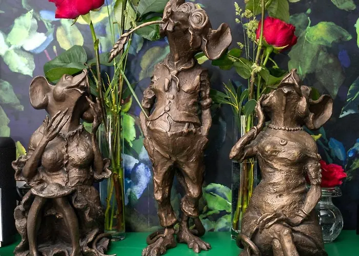 The Rose By Goeres Hotel